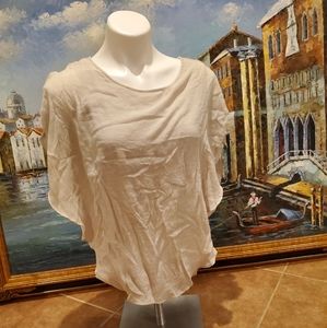 Light weight flowy top